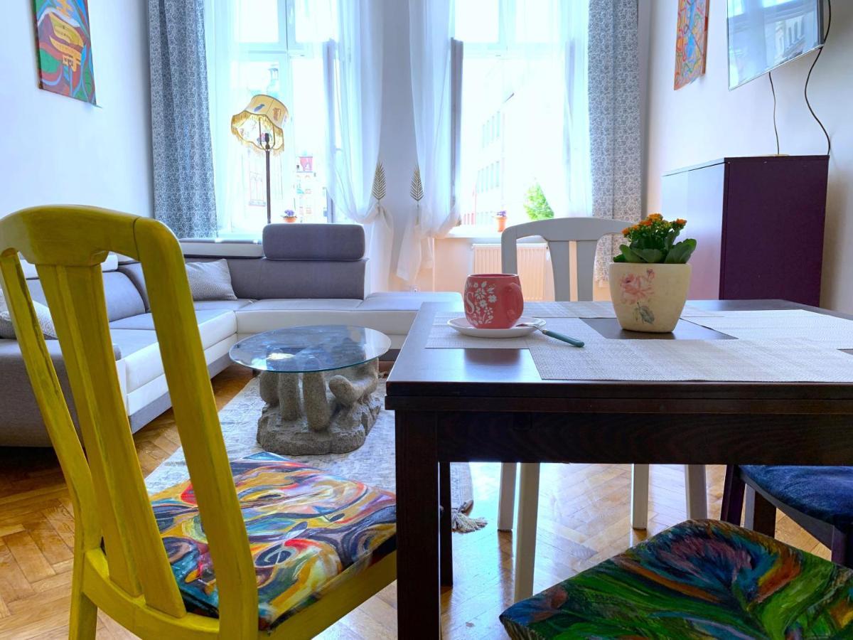 Rynekart Apartment Świdnica Buitenkant foto