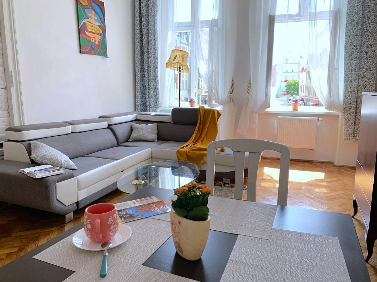 Rynekart Apartment Świdnica Buitenkant foto