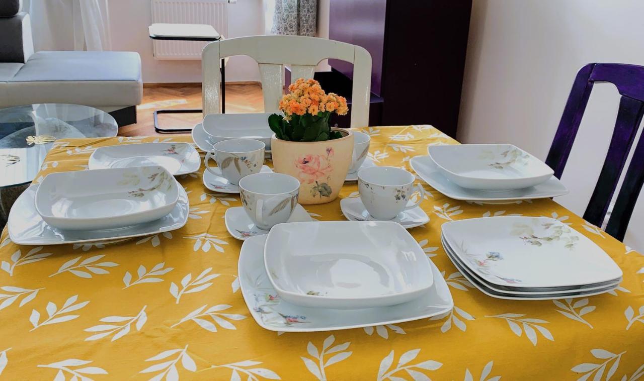Rynekart Apartment Świdnica Buitenkant foto